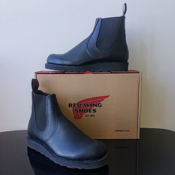 Red Wing Heritage Men Classic Chelsea Boots in Durable Black Harness-Made in USA main image 9